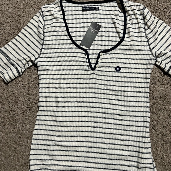 Abercrombie & Fitch Tops - Abercrombie & Fitch Ribbed Navy and White Striped Tee